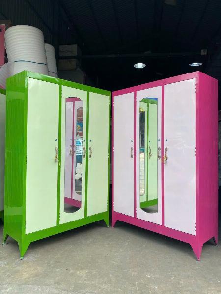 Tủ sắt quần áo giá rẻ cao 1m8 ngang 1m4 sơn dầu Đại Thành