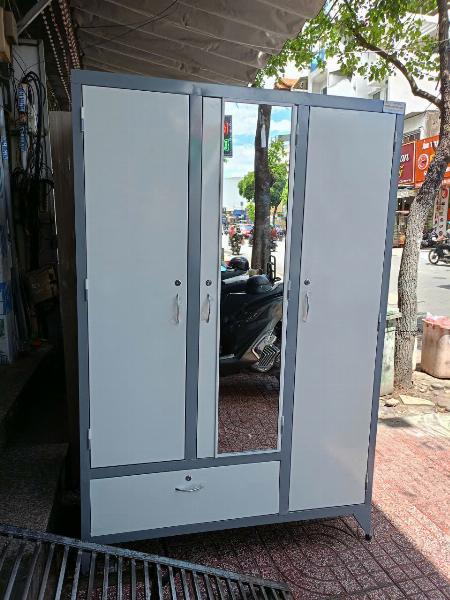 Tủ sắt sơn tĩnh điện hộc bật 1m8x1m2 Đại Thành